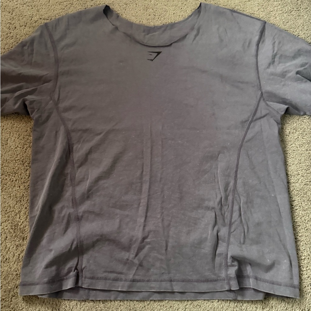 GYMSHARK tee